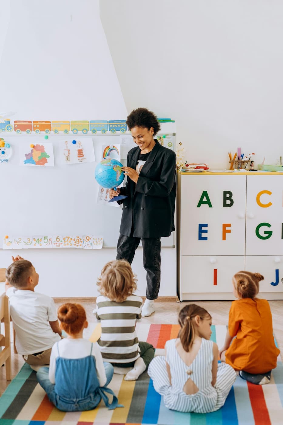 Certified Montessori classroom teacher at Palm Grove in Plano TX